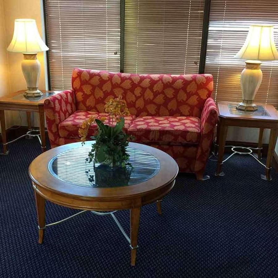 Astoria Hotel Danville North Eksteriør bilde