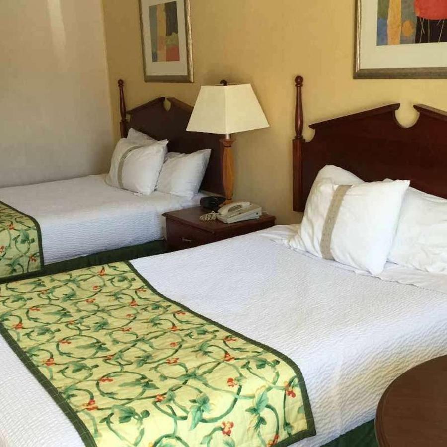 Astoria Hotel Danville North Eksteriør bilde