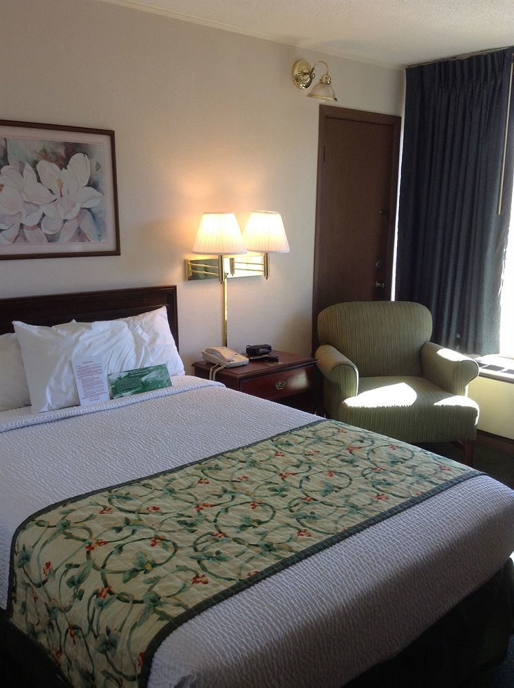Astoria Hotel Danville North Eksteriør bilde